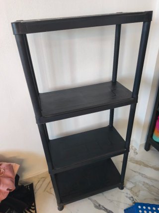 Estantería de resina negra 4 baldas