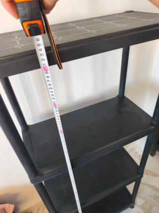 Estantería de resina negra 4 baldas