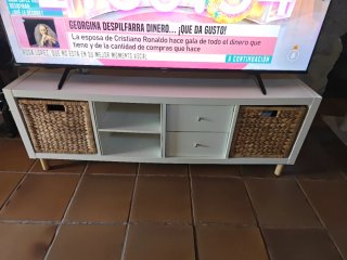 Mueble de Almacenamiento Blanco con Cestas