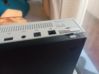 Xbox One S Blanca