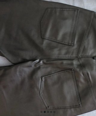 Pantalón polipiel Zara negro