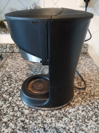 Cafetera Magefesa Negra