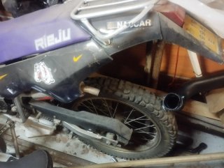 Moto Rieju Drac 50 Enduro Negra y Morada