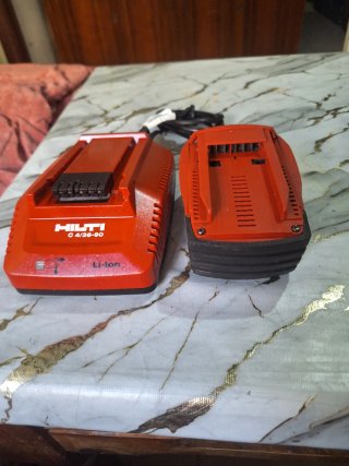 Cargador Hilti C4/36-90 y Batería 3.3Ah