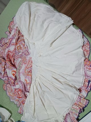 Vestido de flamenca volantes morado