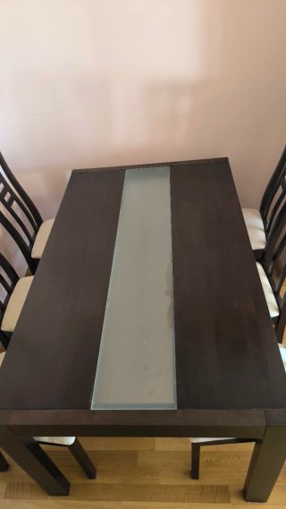 Mesa comedor y 6 sillas, madera oscura
