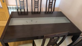 Mesa comedor y 6 sillas, madera oscura