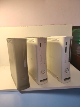Lotto di 3 Xbox 360 da riparare | Luci Rosse