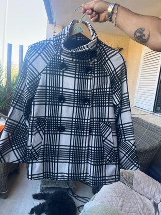 Chaqueta Zara Cuadros Blanco y Negro