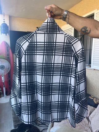 Chaqueta Zara Cuadros Blanco y Negro