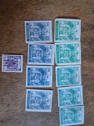 Lote Sellos Franquistas 10 , 5  y 1Pesetas