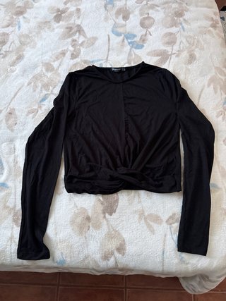 Top Stradivarius manga larga negro