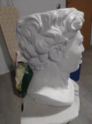 Busto decorativo in cemento in stile classico