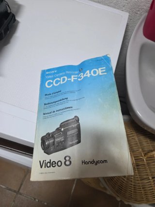Videocámara Sony 8mm CCD-F340E Handycam
