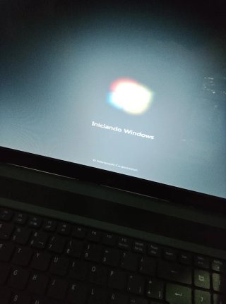 Portátil Acer Aspire 5333 Negro con cargador