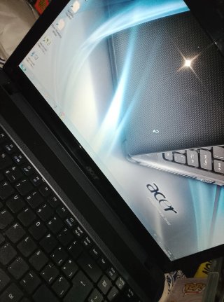 Portátil Acer Aspire 5333 Negro con cargador