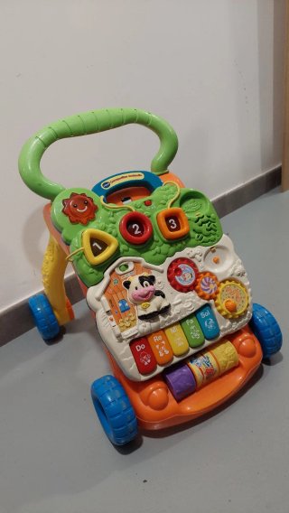 Correpasillos VTech con actividades