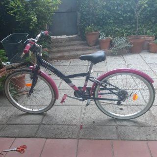 Bicicleta niña Btwin azul y rosa