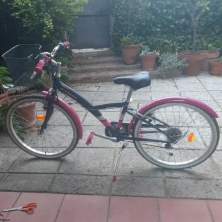 Bicicleta niña Btwin azul y rosa