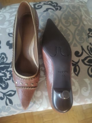 Zapatos italianos tacón marrón/dorado T37
