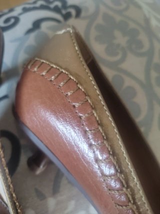Zapatos italianos tacón marrón/dorado T37