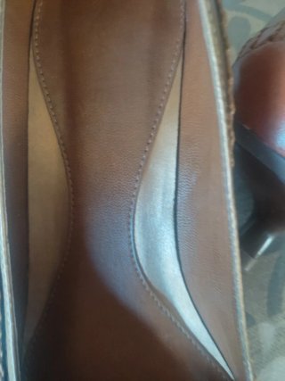Zapatos italianos tacón marrón/dorado T37