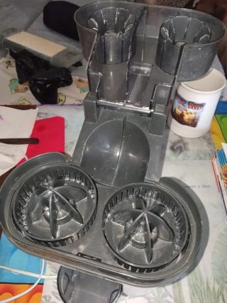 Exprimidor Cecojuicer Zitrus Cecotec eléctrico