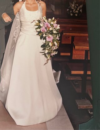 Vestido de Novia Annibal Laguna Pronovias