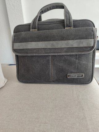 Mochila Aoking Negra y Gris