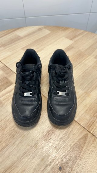 Nike Air Force 1 Talla 37.5 Negras