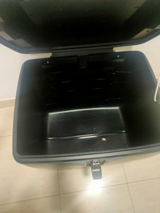 Baúl Cofre Reparto Mega Box 100L con Llave
