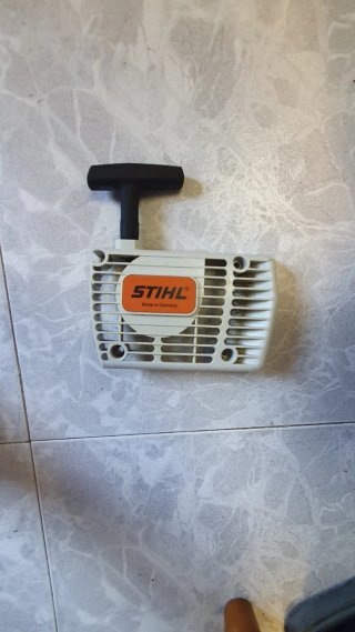 Tapa de arranque Stihl FS 550