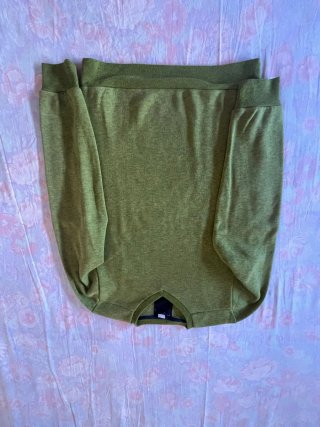 Sudadera verde sin capucha
