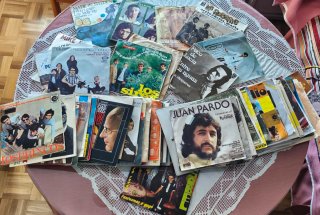 Lote 65 Vinilos Singles / EP 7pulg. (Años 60 y 70)