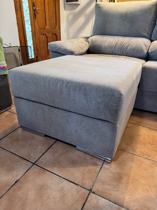 Divano a 3 posti con pouf in tessuto speciale per animali domestici
