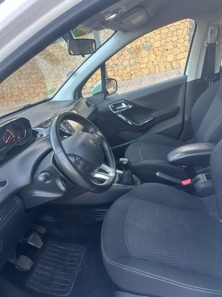 Peugeot 208 2019