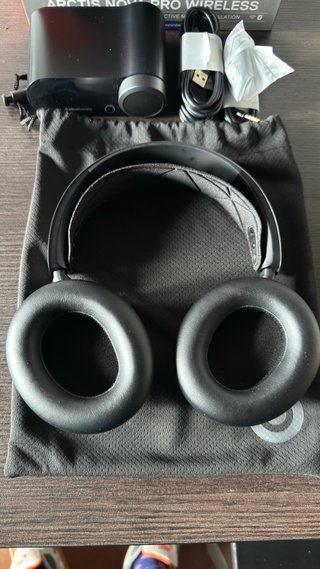 SteelSeries Arctis Nova Pro Cuffie Gaming