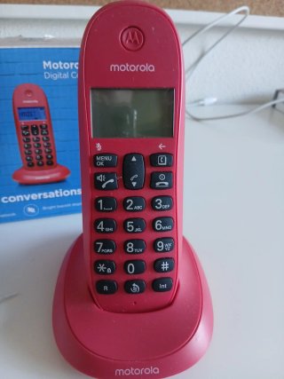 Teléfono Inalámbrico Motorola C1001LB+ Rojo
