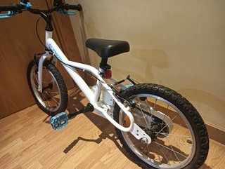 Bici infantil Btwin 16 con ruedines