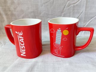 Cafetera Dolce Gusto Piccolo + 2 tazas