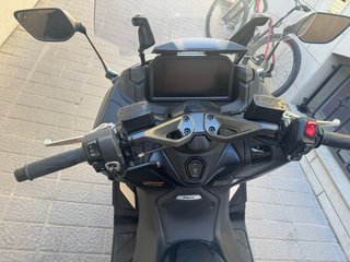 Yamaha TMAX 560