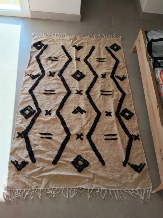 Alfombra Yute Sklum Beige y Negro. 180X112