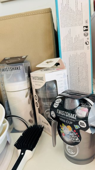 Set Vajilla y Biberones Twistshake