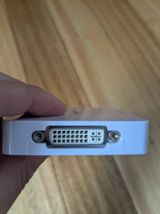Adaptador Amazon Basics HDMI/VGA/DVI