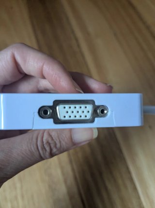 Adaptador Amazon Basics HDMI/VGA/DVI