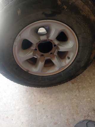 Llantas Mitsubishi Montero 15