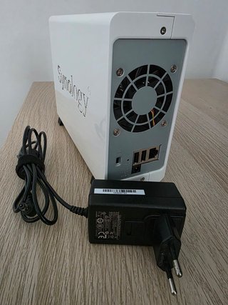 NAS Synology DS115j (sin disco)