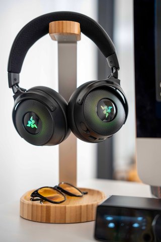 Razer Kraken V4 Pro Wireless Gaming Headset