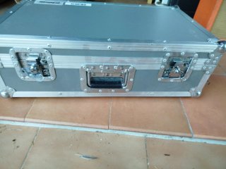 Pedalera efectos guitarra. Pedaltrain Classic 2TC