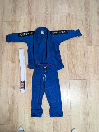 Kimono Jiu-Jitsu Brasileño Outshock 500 J
